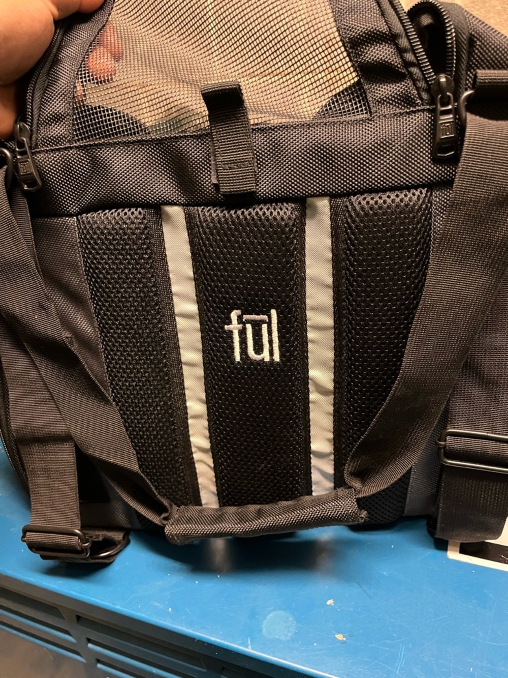 ful Black and Gray pet carrier